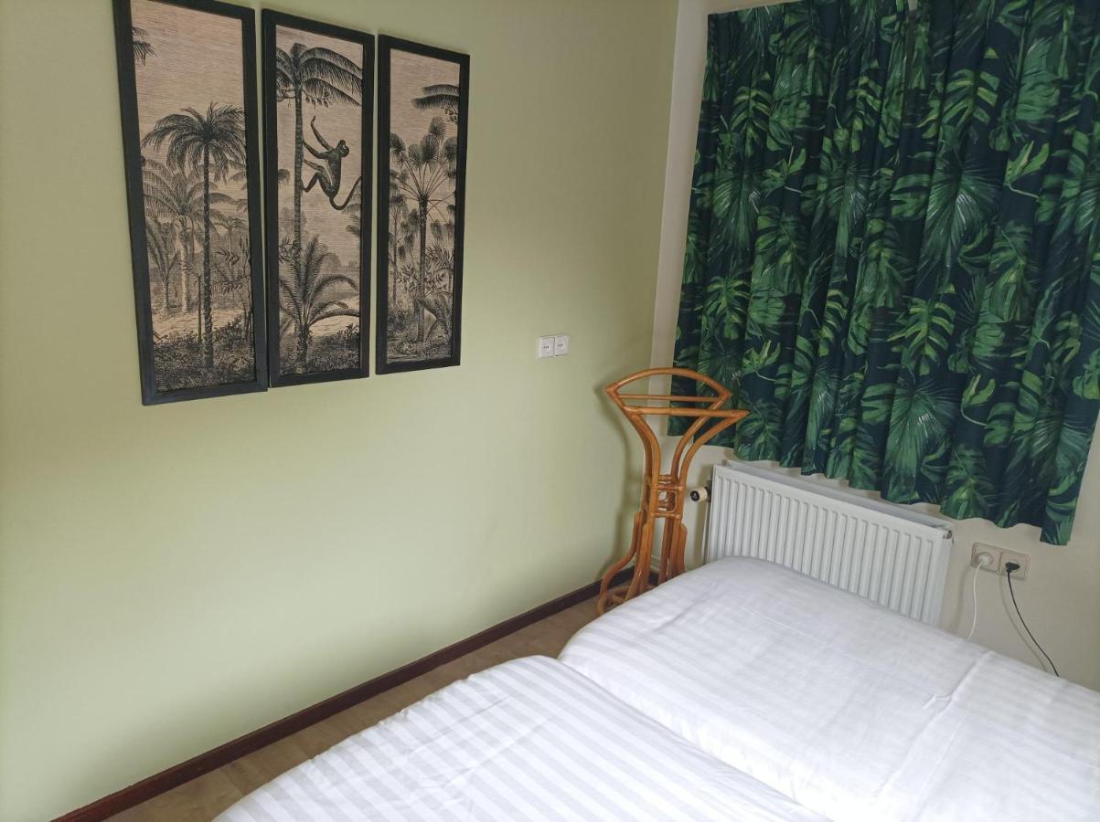 Appartement de Havezate Roden Extérieur photo
